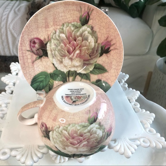 Northamptonshire England Antique Rose Fine Bone China TeaCup & Saucer - Picture 2 of 9